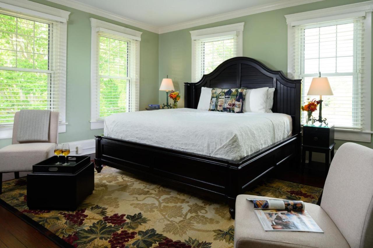 Steeles Tavern Manor Luaran gambar